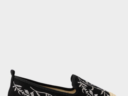 Women Embroidery Fabric Ballerina Shoes