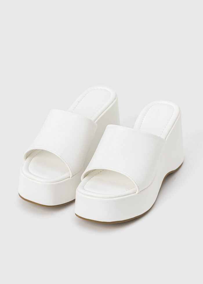 Women Leather Heels Slipper - Image 2