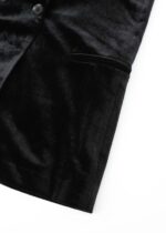 Women Velvet Plain Blazer - Image 4