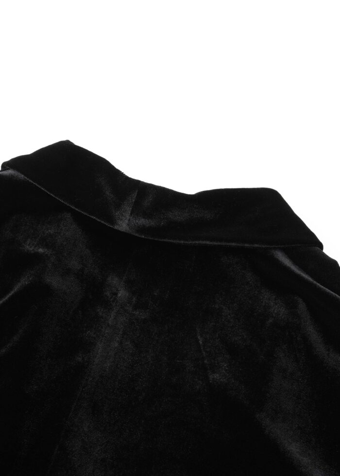 Women Velvet Plain Blazer - Image 6