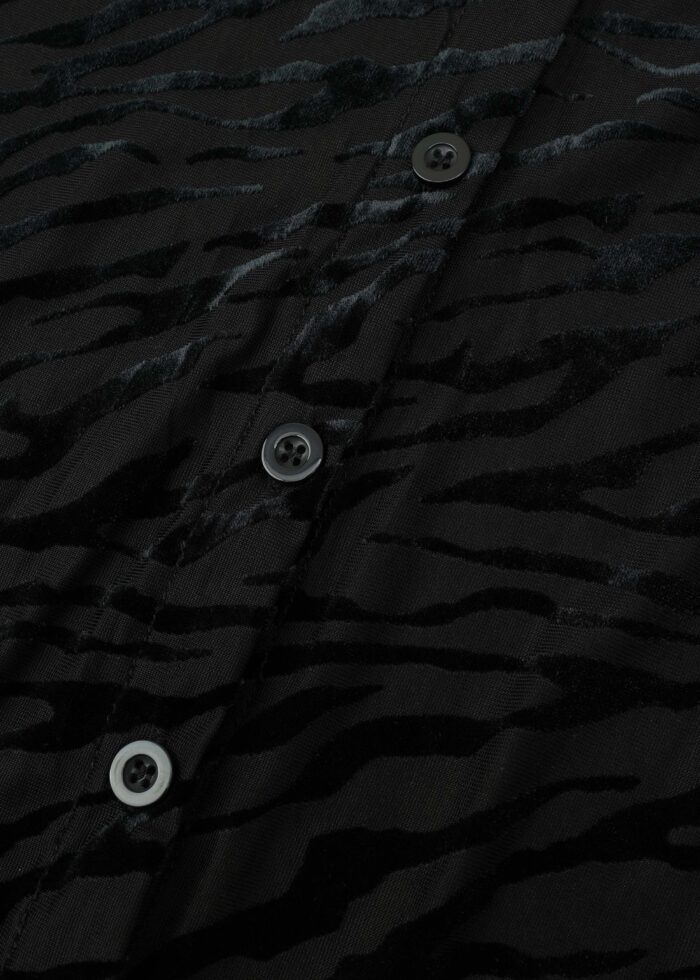 Women Patterned Shirt - Image 3