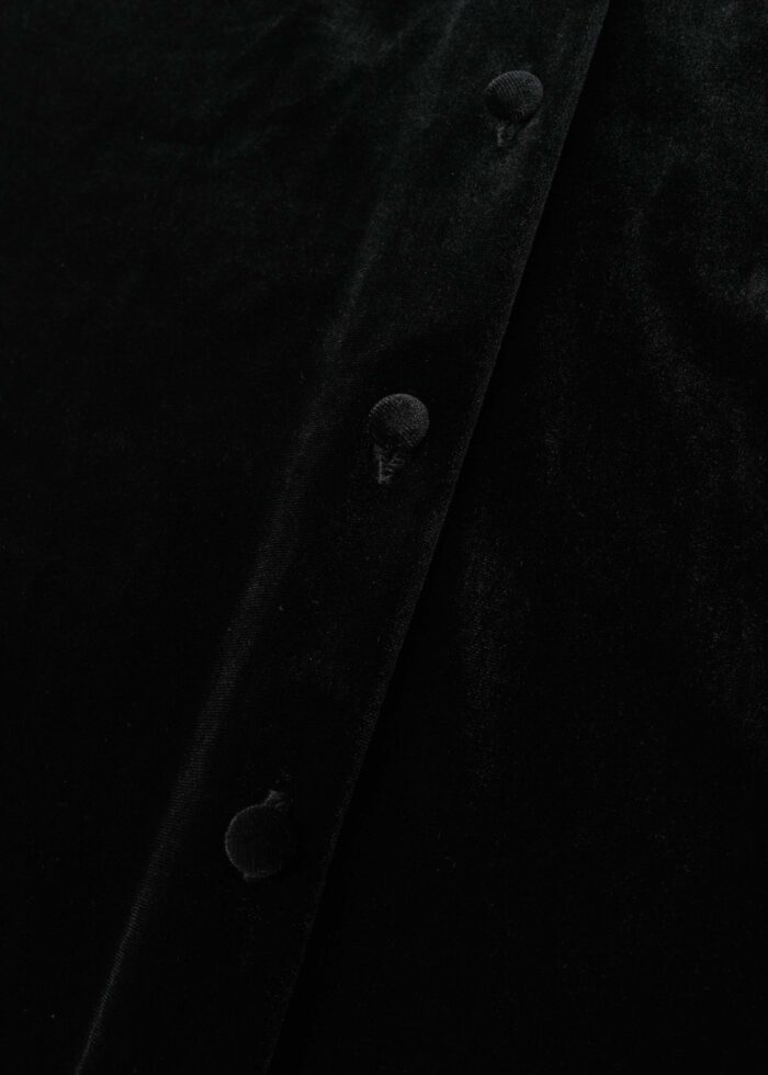 Women Velvet Plain Shirt - Image 3