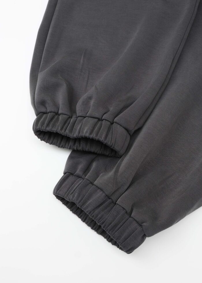 Women Plain Scuba Fabric Trouser - Image 4