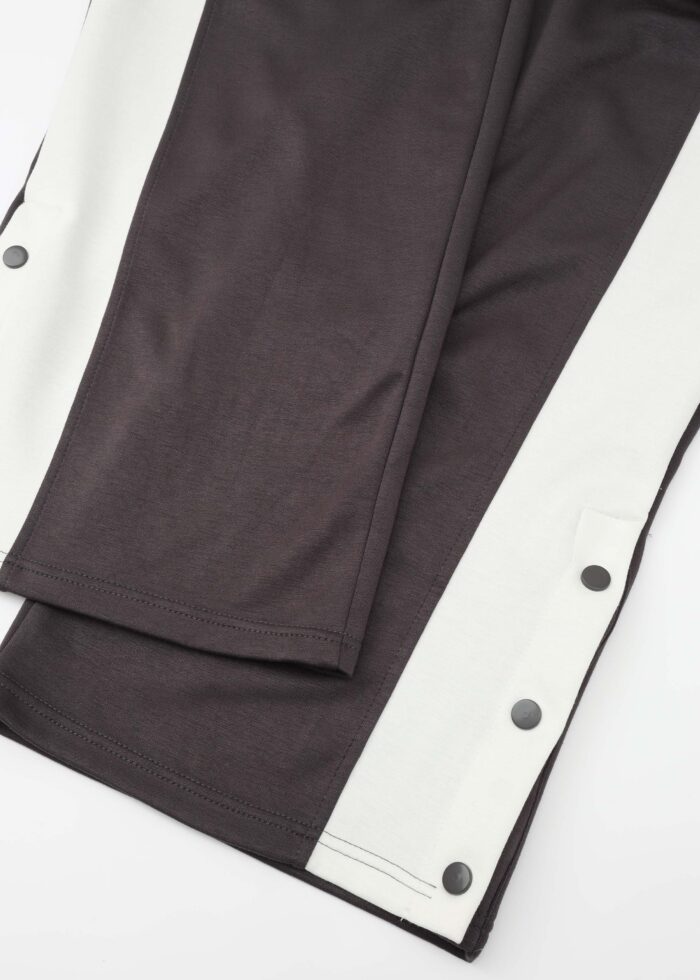 Women Color-Block Scuba Fabric Trouser - Image 4