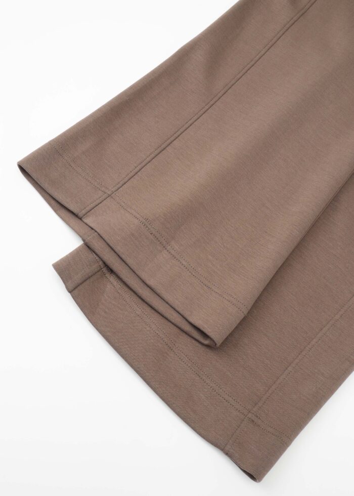 Women Plain Scuba Fabric Trouser - Image 4