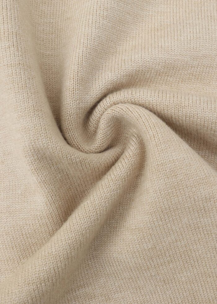 Women Knitted Plain Vest - Image 5