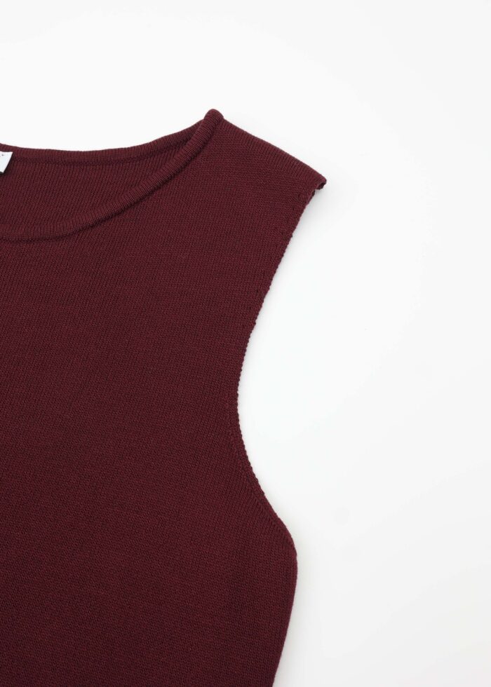 Women Knitted Plain Vest - Image 3