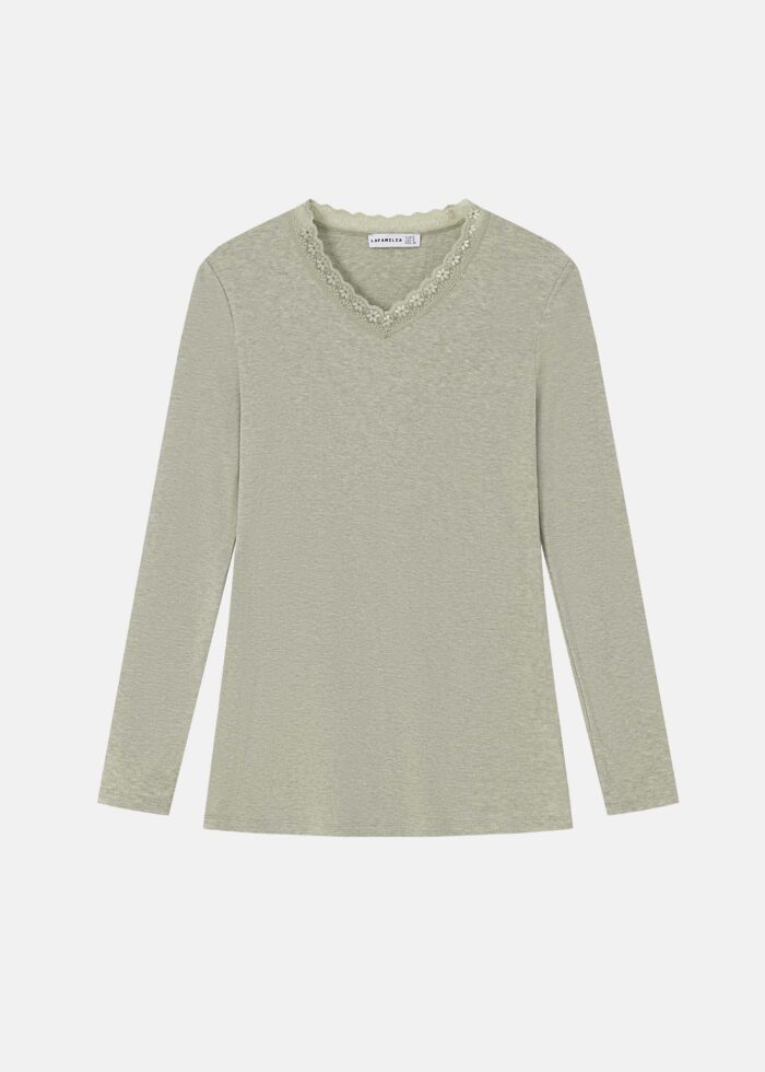 Women Plain Two-Pieces Pajama - Image 2
