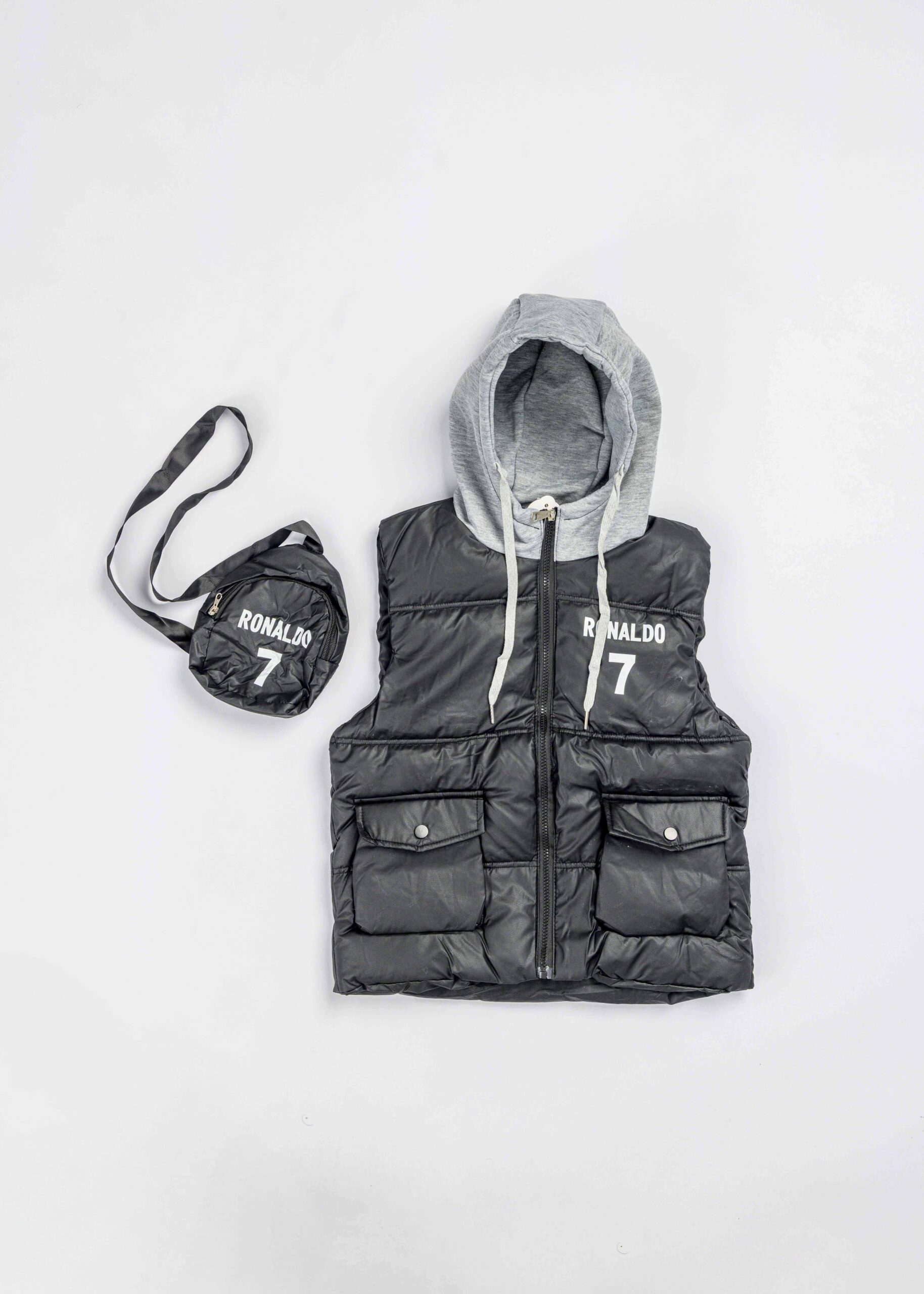 6225303039401-a Kids Boy "Ronaldo 7" Vest - Image 1