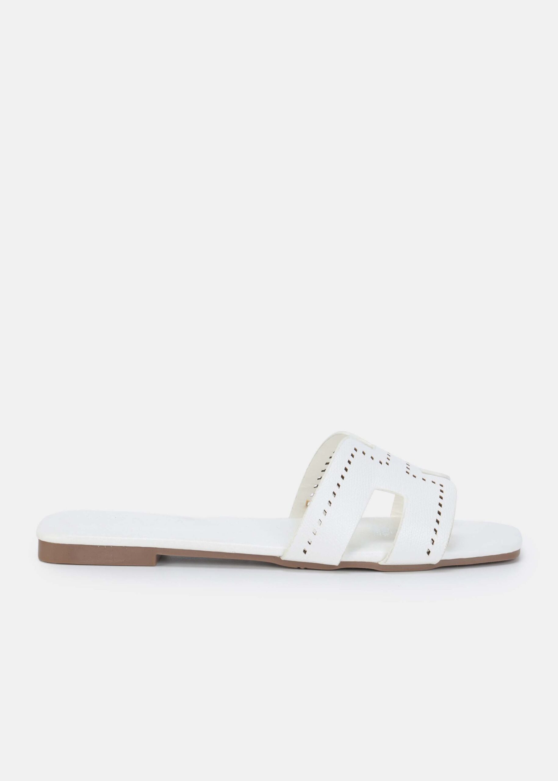 6126213014802-a Women Leather Slipper - Image 1